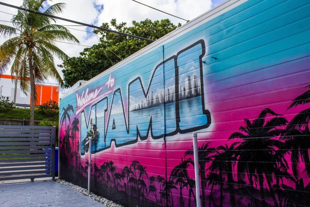 Cozy & Colorful Miami Art Canvas W/Hottub & Murals Eksteriør billede